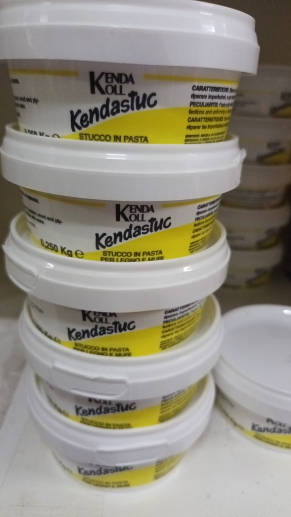 MASILLA PLASTICA KENDASTUC 250GMS